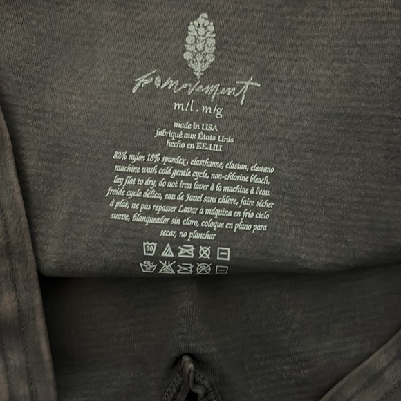 ⚡️Free People Movement Good Karma Crop top NWOT - Picture 6 of 6